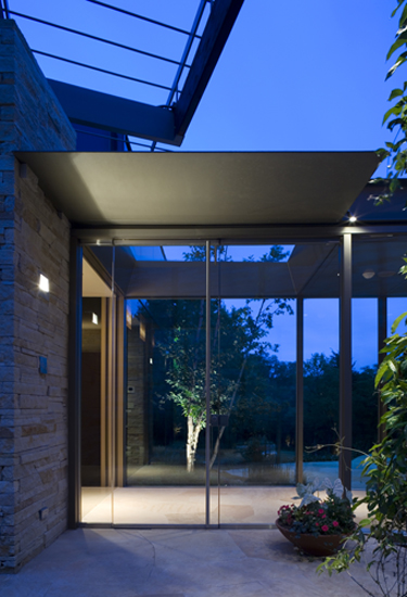 Beautiful Modern Home in the prestigious estate neighborhood of Glen Abbey by Architect Graham Greene, AIA