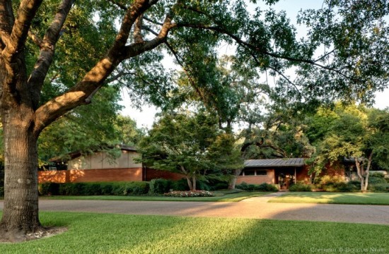 Midcentury modern home designed by revered modern architect Max Sandfield on Hollow Way in Mayflower Estates.
