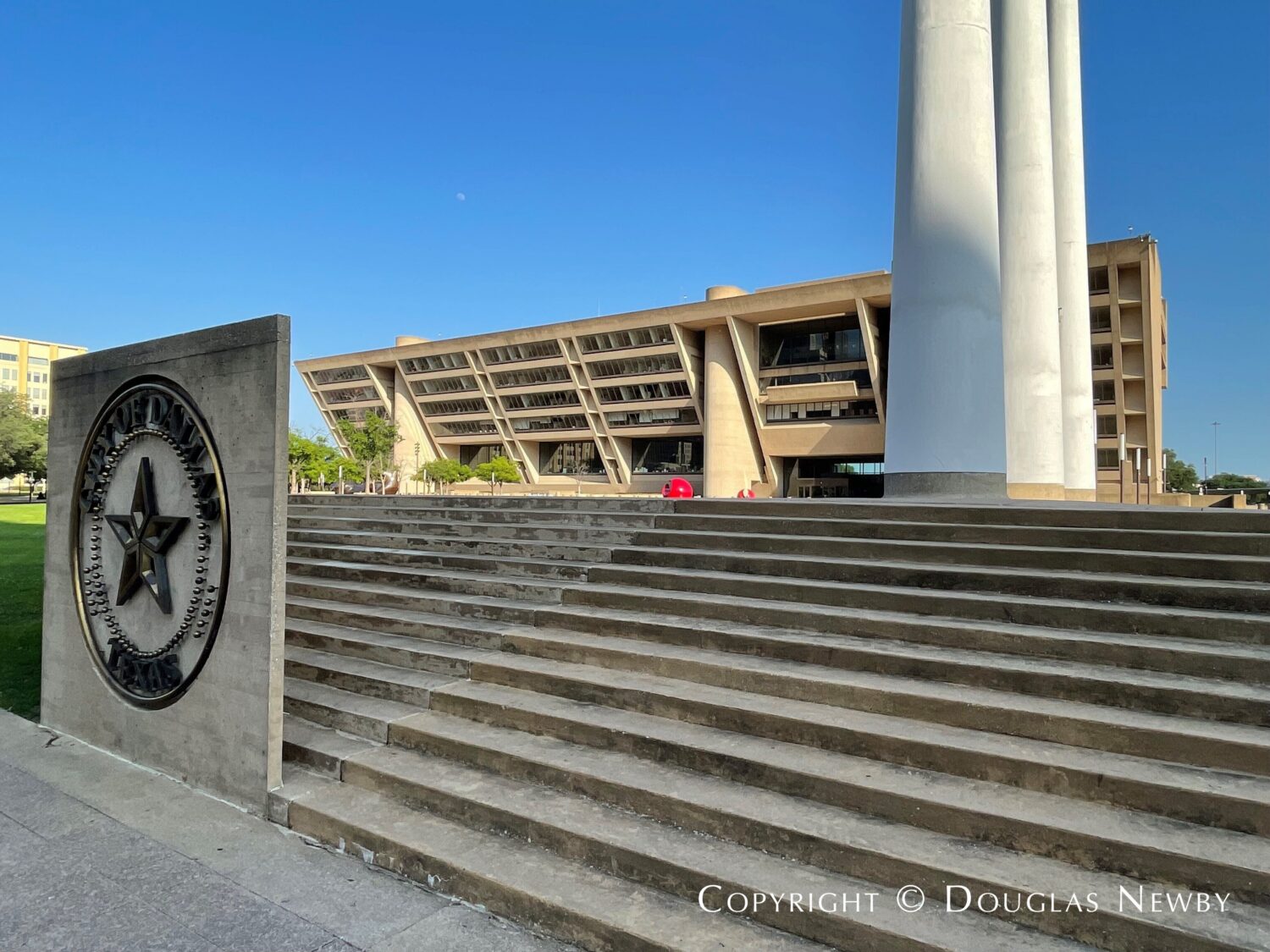 Facade of Dallas City Hall in downtown Dallas.